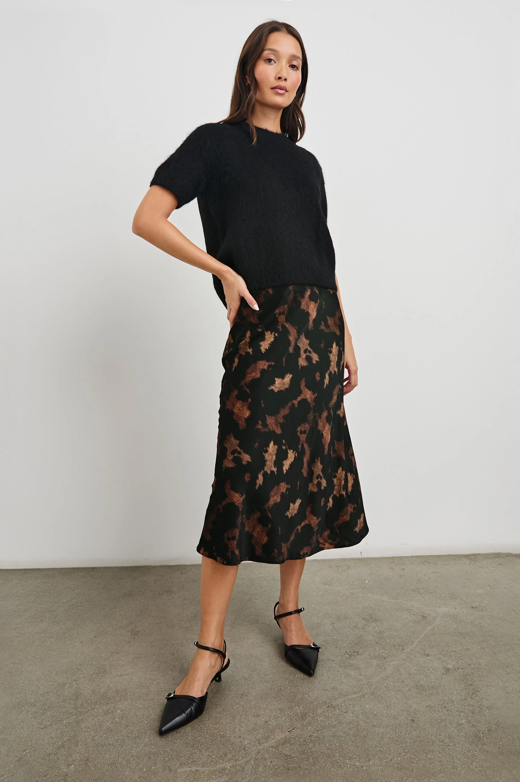 ANYA SKIRT - DIFFUSED SANDSTONE
