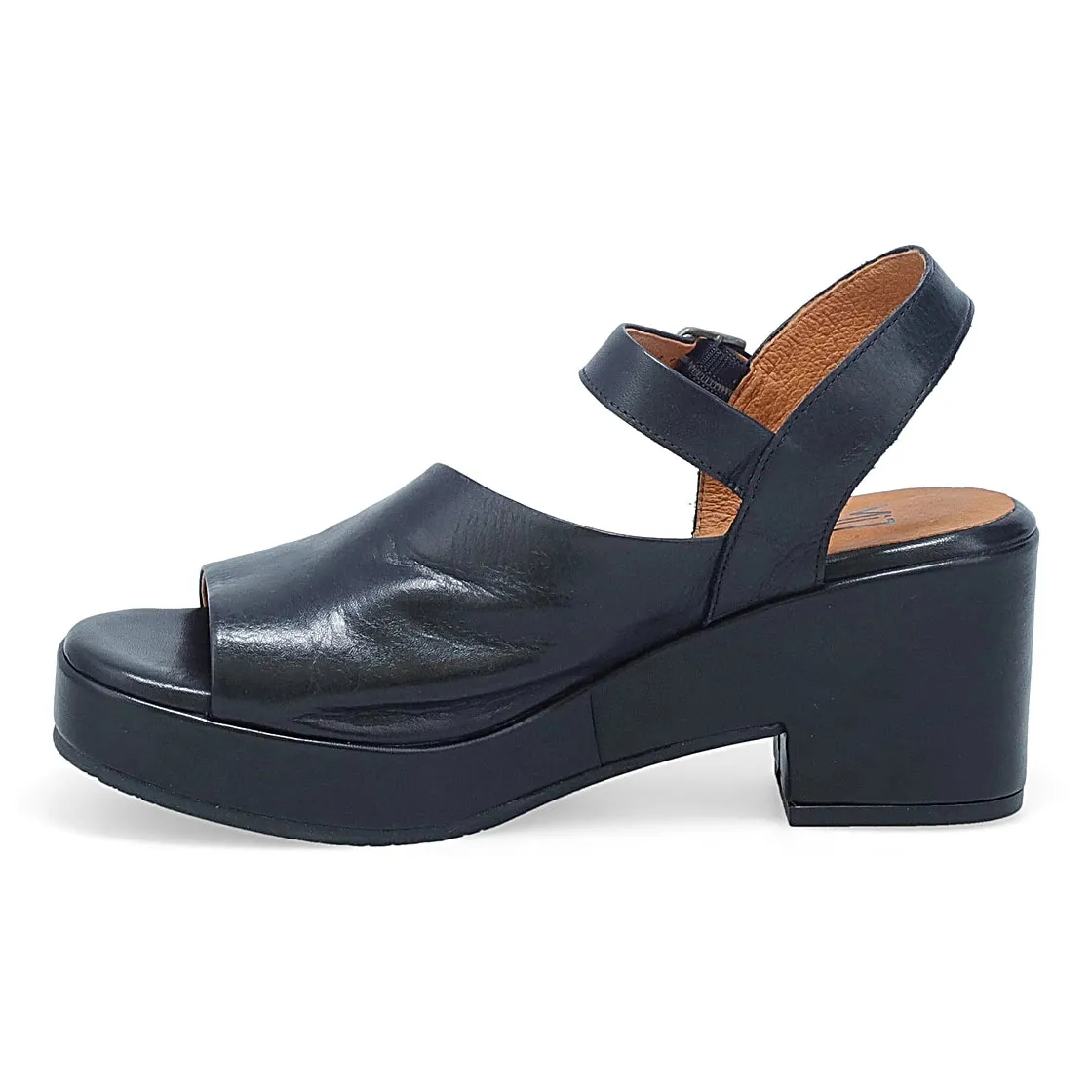 Gaia Sandal
