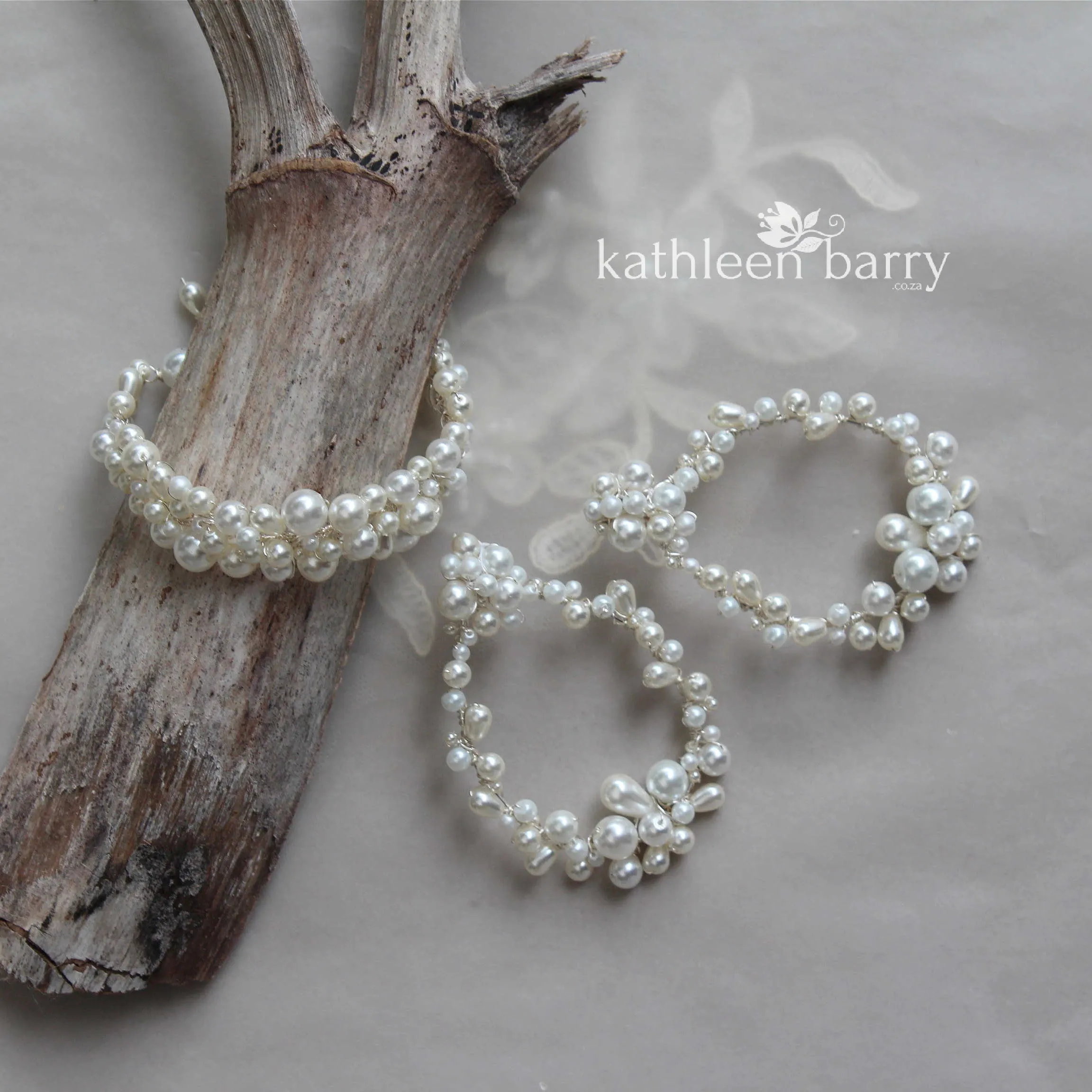 Lelani pearl bracelet available in 3 pearl colors - Silver, gold or rose gold finish options