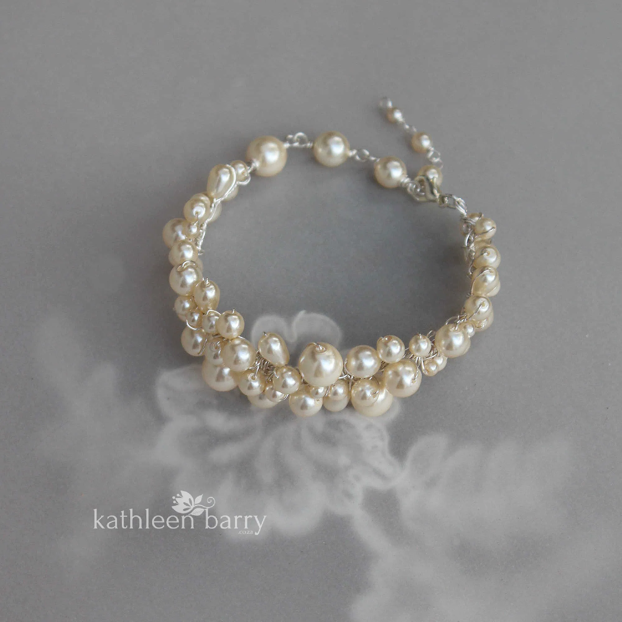 Lelani pearl bracelet available in 3 pearl colors - Silver, gold or rose gold finish options